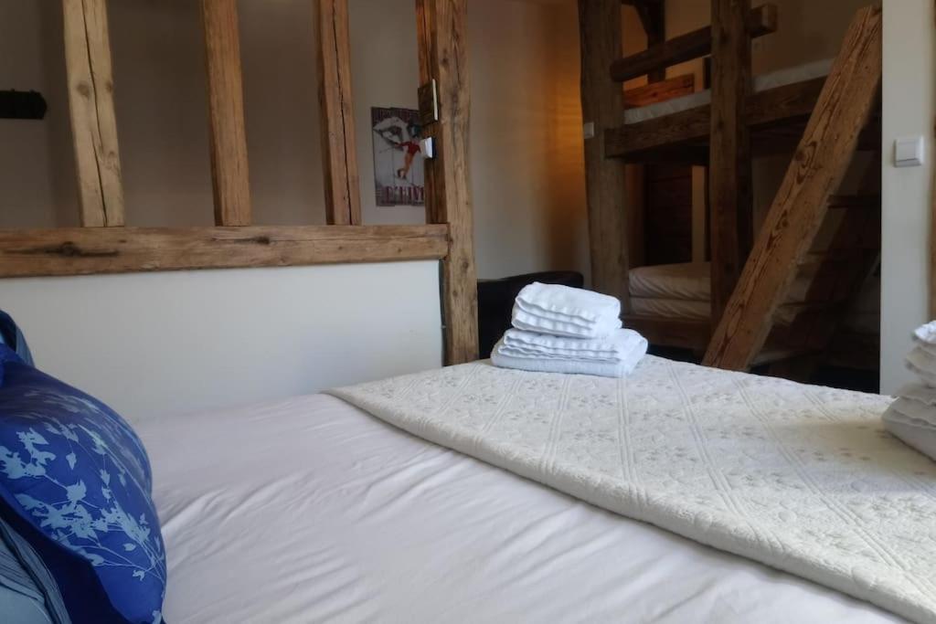 La Grange De Pimberty - Beautiful Apartments 27 Miles From Geneva Vailly エクステリア 写真
