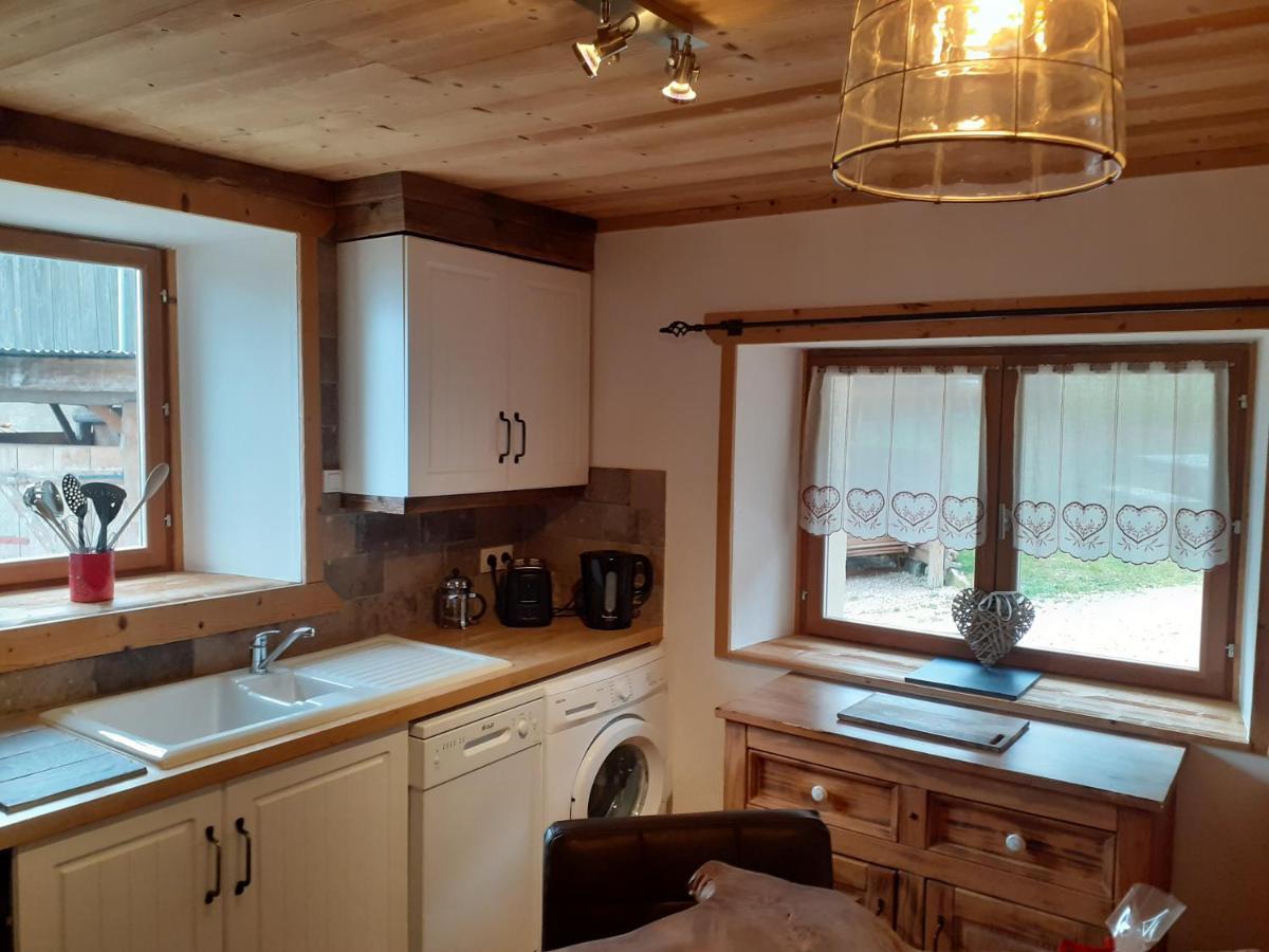 La Grange De Pimberty - Beautiful Apartments 27 Miles From Geneva Vailly エクステリア 写真