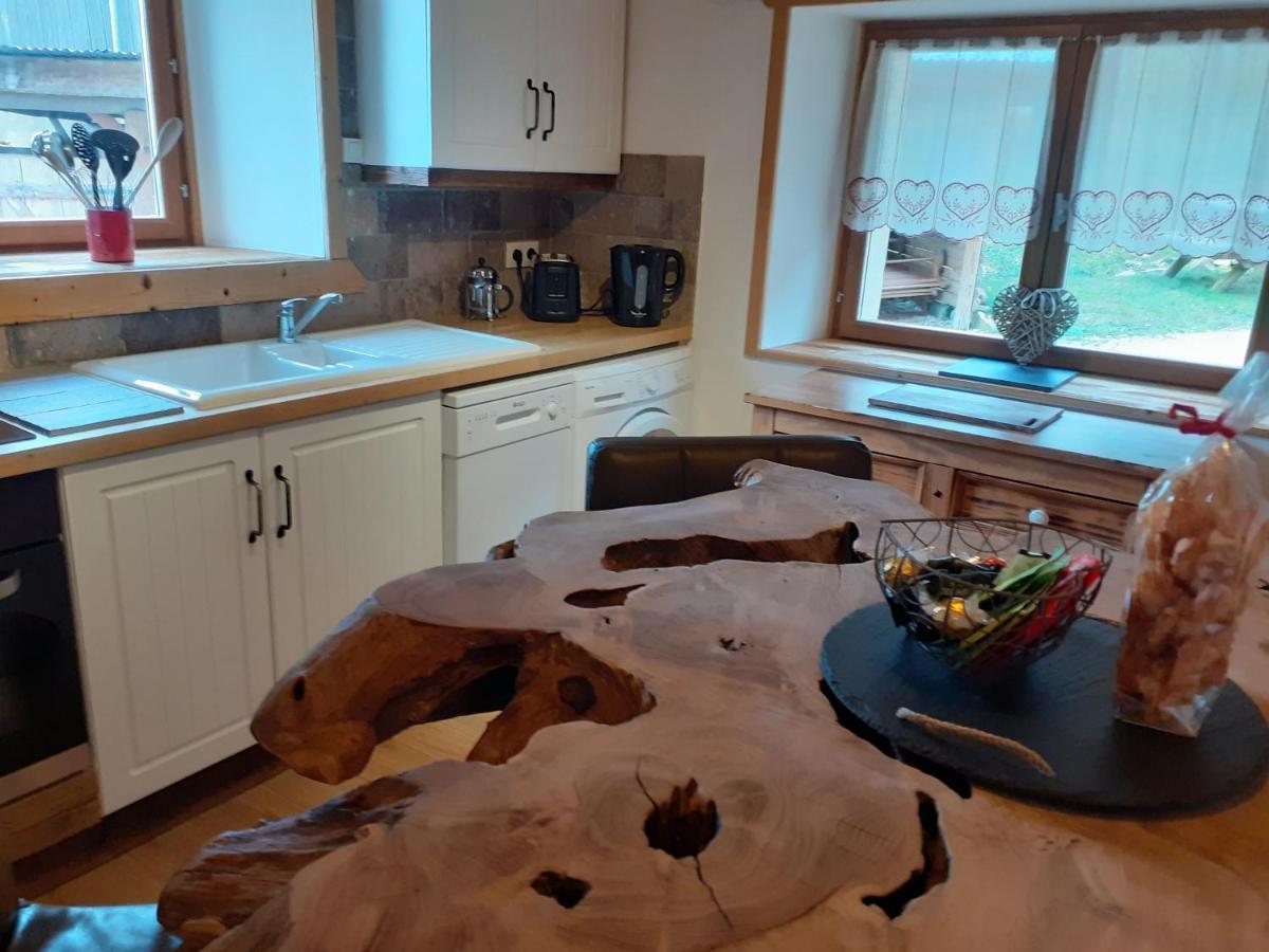 La Grange De Pimberty - Beautiful Apartments 27 Miles From Geneva Vailly エクステリア 写真