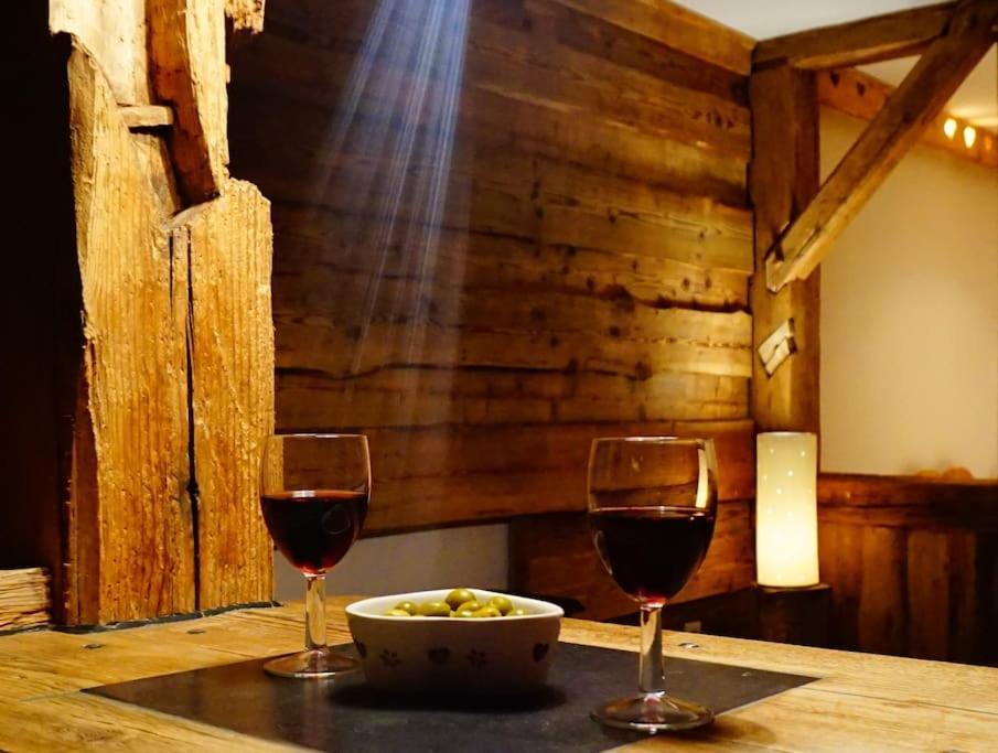 La Grange De Pimberty - Beautiful Apartments 27 Miles From Geneva Vailly エクステリア 写真
